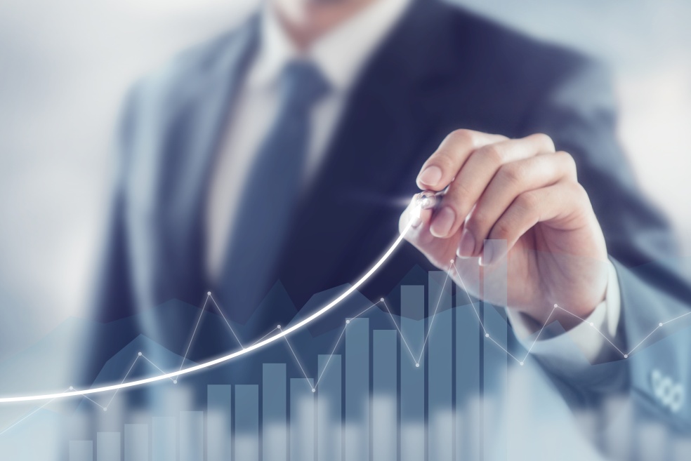 كيف تصبح خبير تطوير أعمال؟ دليل احترافي لبناء مسار مهني ناجح